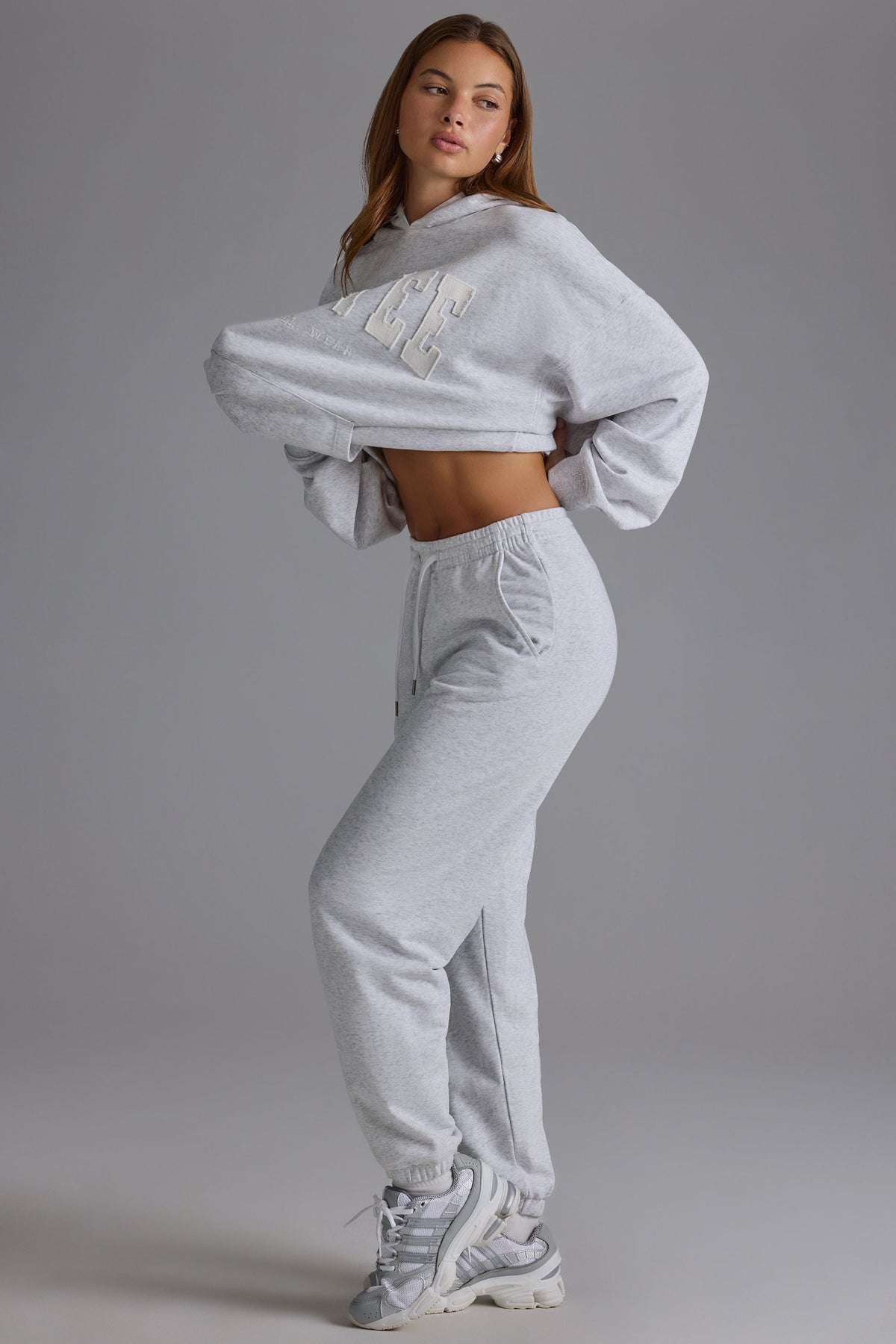 Soft Cotton Jersey Relaxed Mid-Rise Joggers in Grey Marl